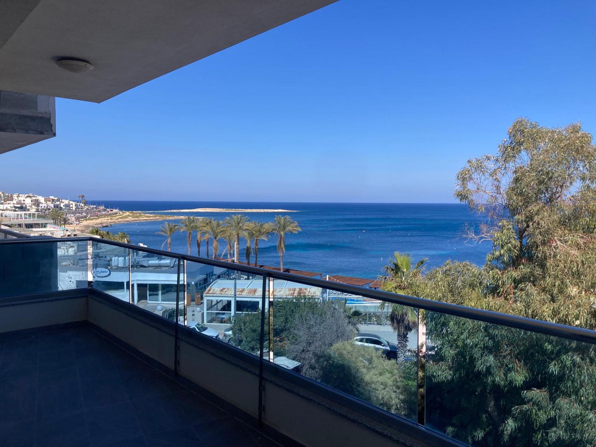 Sunrise Bay Apartments - Frontline Sea Views Bahía de San Pablo Exterior foto